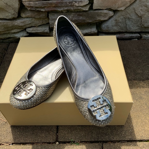 Tory Burch Lurex Silver Reva Ballet Flats 7.5 - Picture 1 of 7